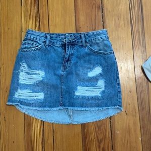 mini skirt